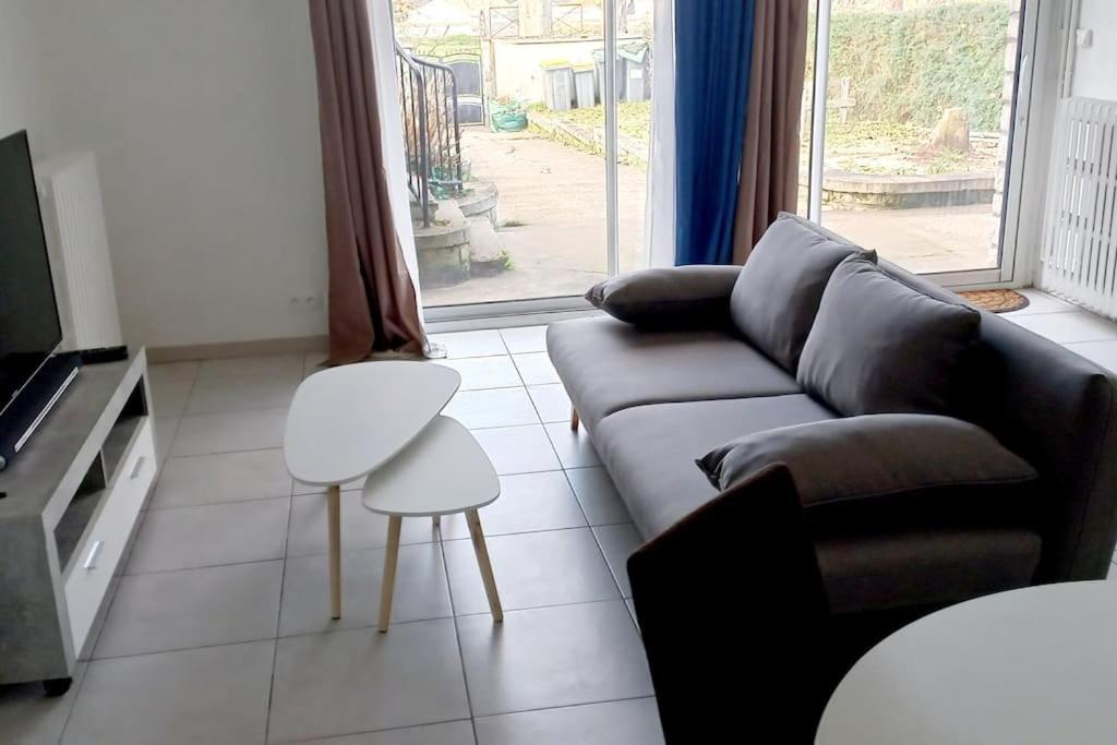 Le Nid - Amboise Gite Semi Troglodyte Exteriör bild